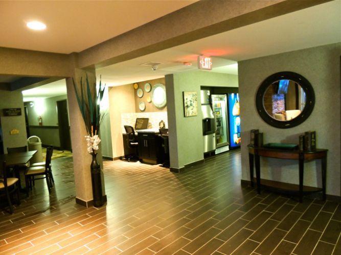 Western Star Inn & Suites Stoughton Extérieur photo