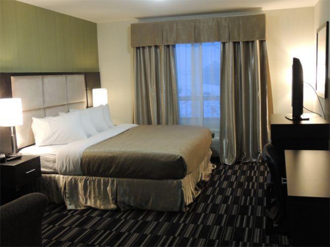 Western Star Inn & Suites Stoughton Extérieur photo